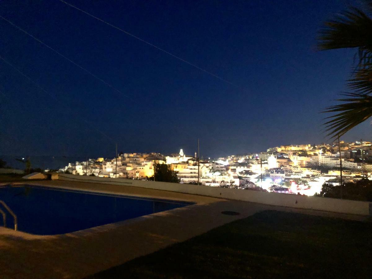 Appartamento Oursea - Sea View With Pool - Fully Renewed 2022 Albufeira Esterno foto